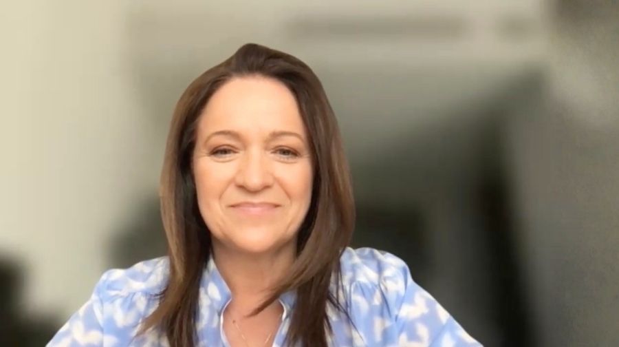 Ewa Drzyzga - kadr z wideo Movies & Learn